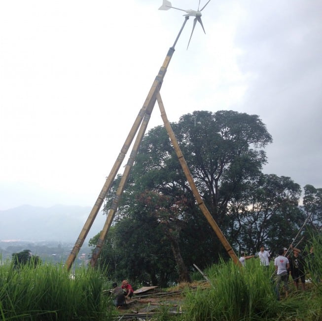 Philippines 2014: Dali PowerTower Lite installation