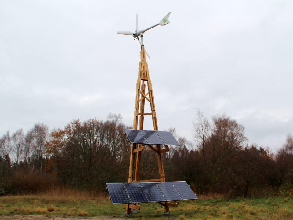 Dali PowerTower Performance small wind turbine and PV solar panels on a wooden tower in Sweden